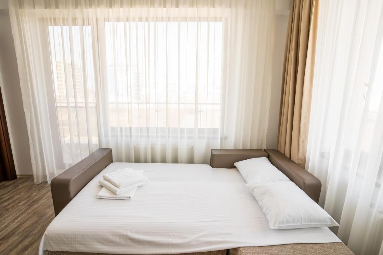 Summerland Sea-View Luxury Apartment Mamaia Eksteriør billede