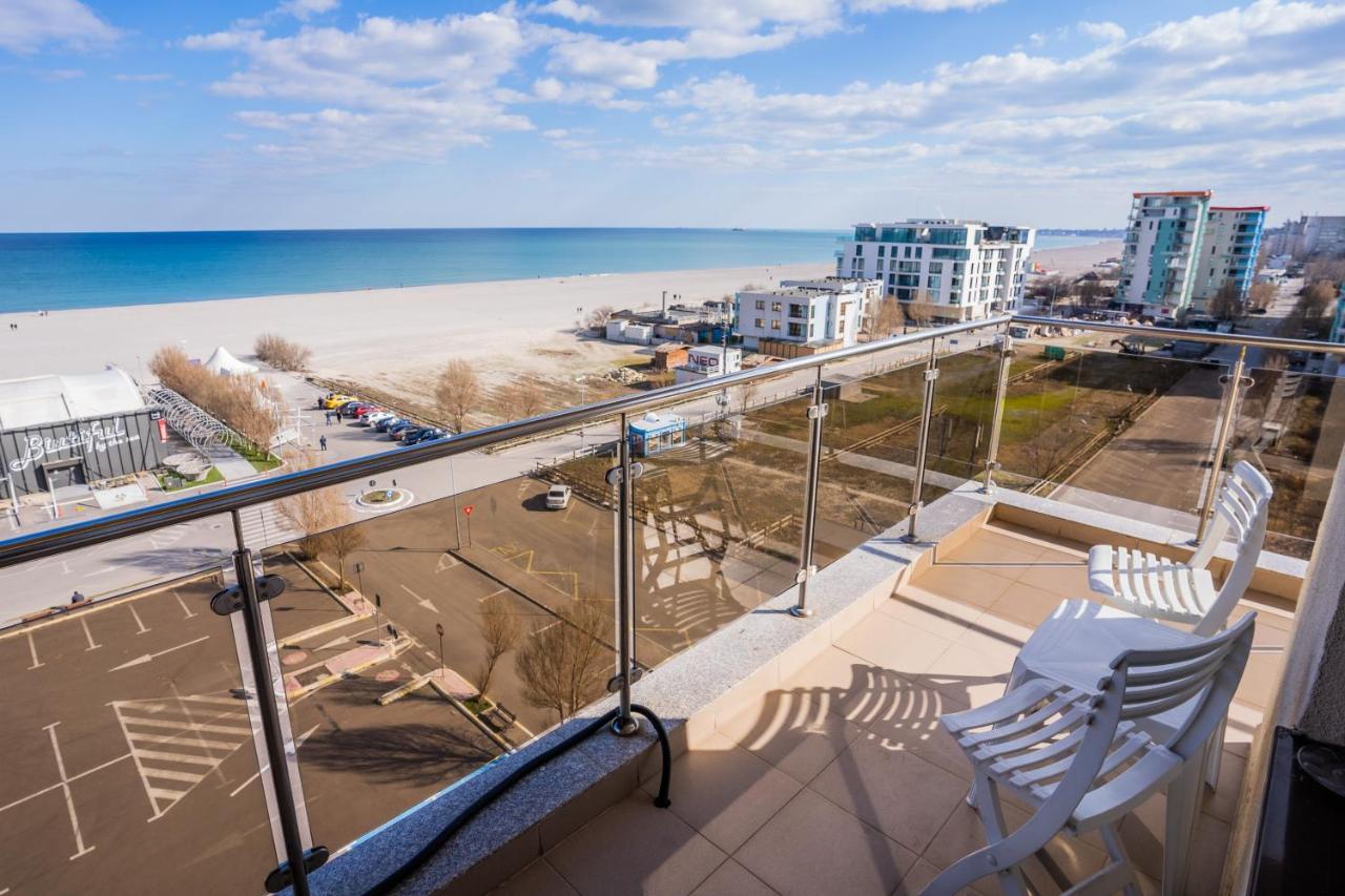 Summerland Sea-View Luxury Apartment Mamaia Eksteriør billede
