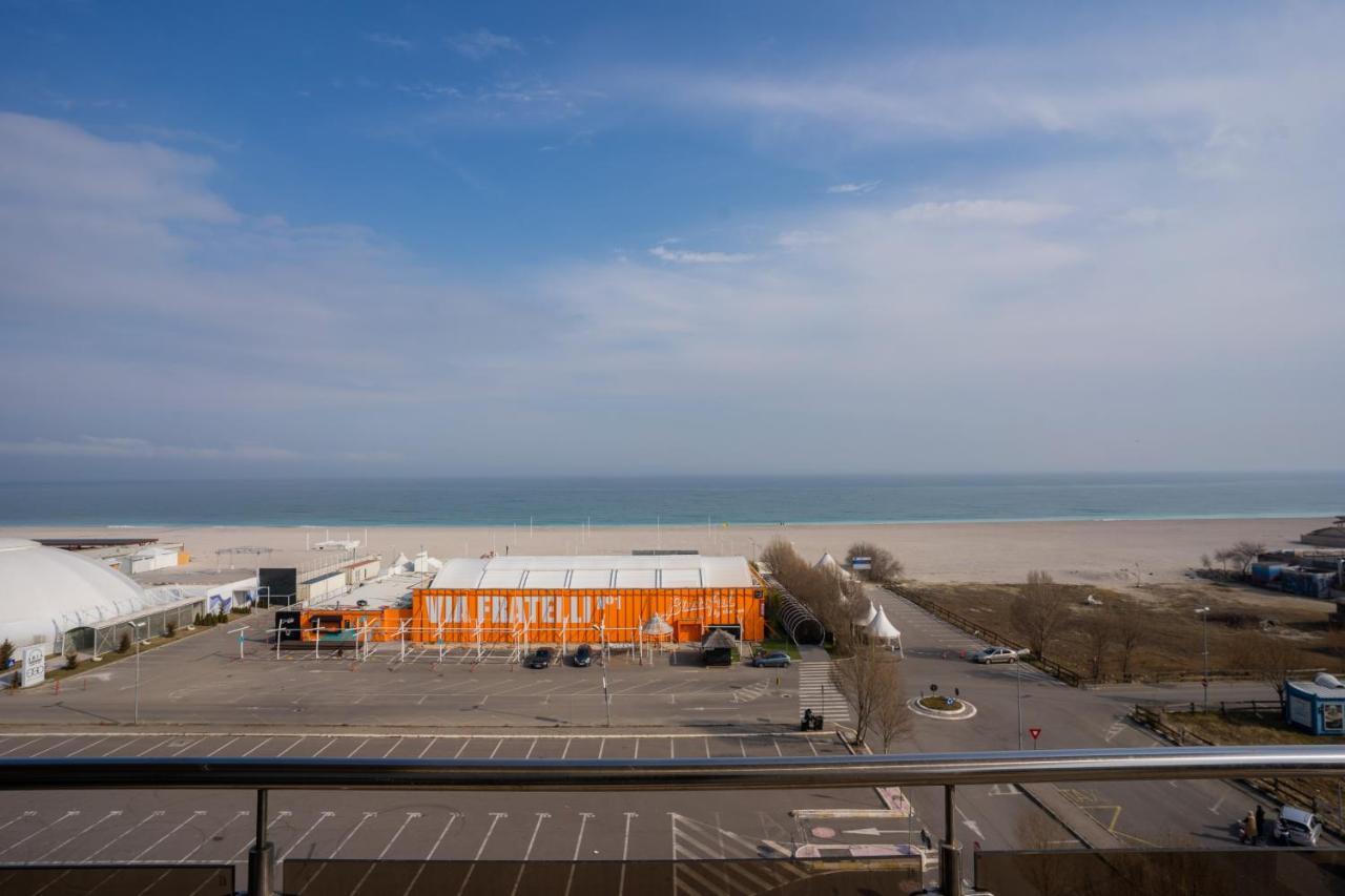 Summerland Sea-View Luxury Apartment Mamaia Eksteriør billede