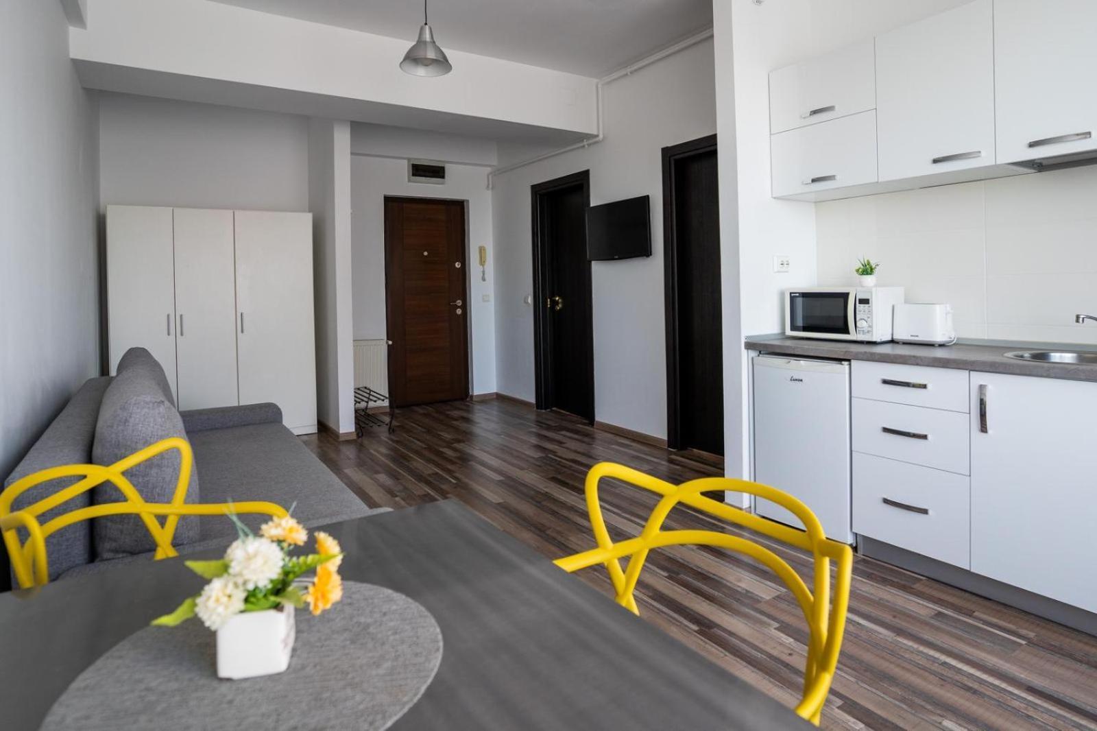 Summerland Sea-View Luxury Apartment Mamaia Eksteriør billede